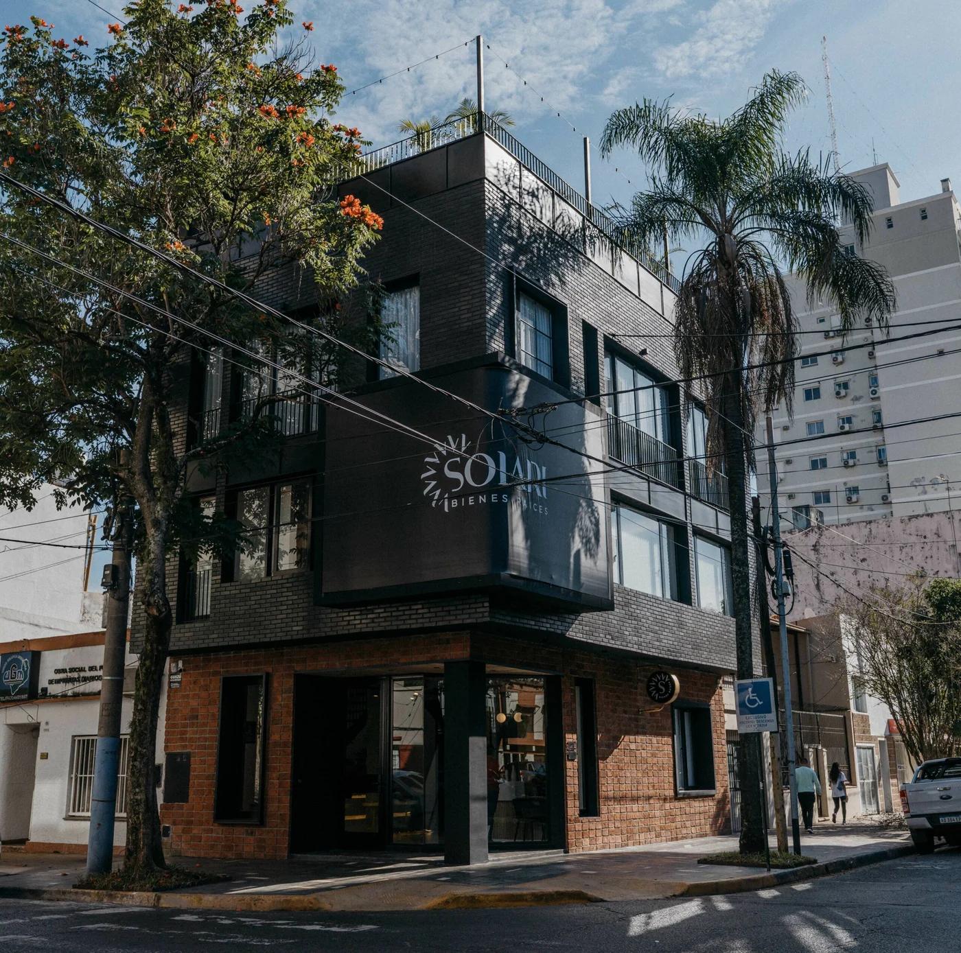 Reforma y Ampliación de Oficinas Centrales de Solari Bienes Raíces