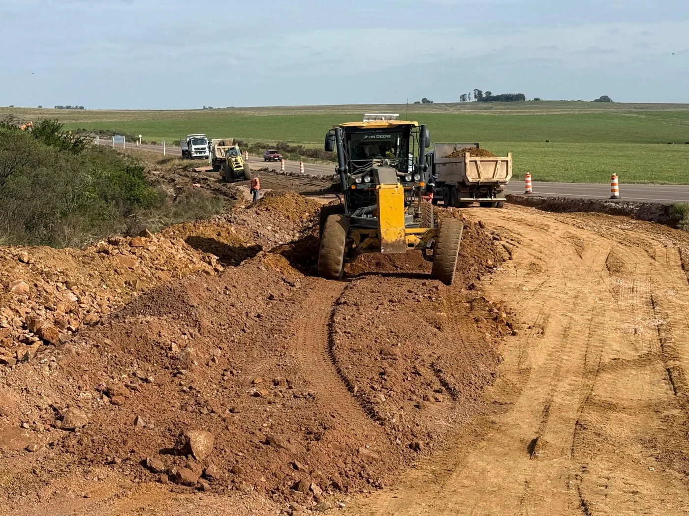 Avanzan las obras de mejora vial en rutas 7 y 41 con un 90% de ejecución